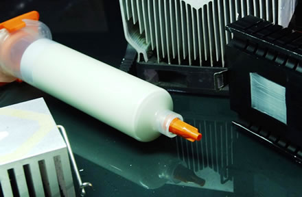 新能源电池模组导热填缝硅凝胶